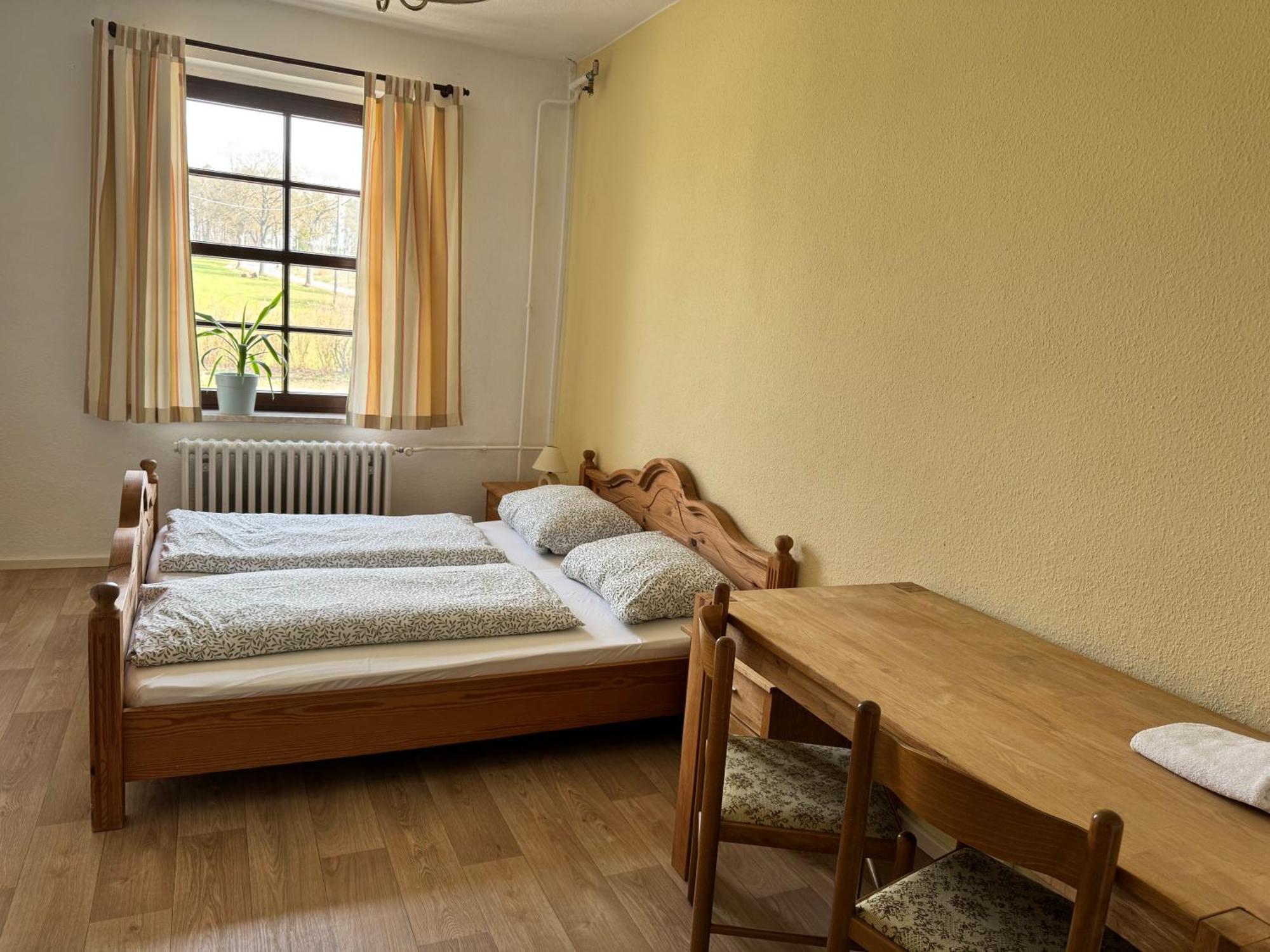 Landgasthof & Hotel Waldeck Treuen ภายนอก รูปภาพ