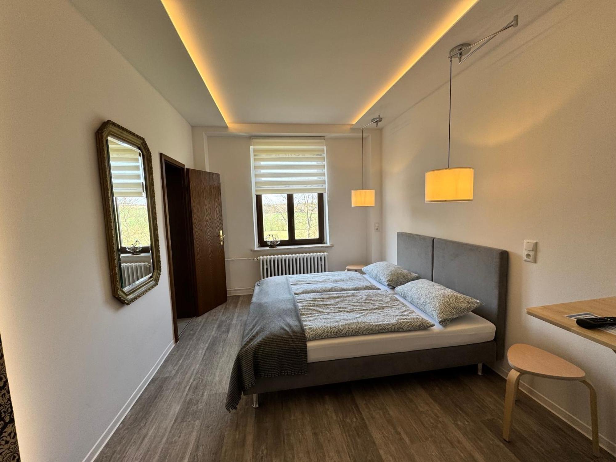 Landgasthof & Hotel Waldeck Treuen ภายนอก รูปภาพ